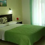 Sundy's Nydri (Lefkada)