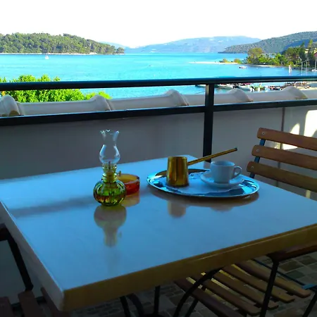Sundy's 4* Nydri (Lefkada)