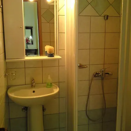 Sundy's Guest house